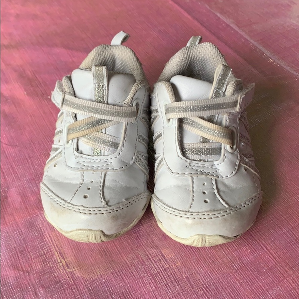 Toddler White Sparkle Shoes - Circo Size 5